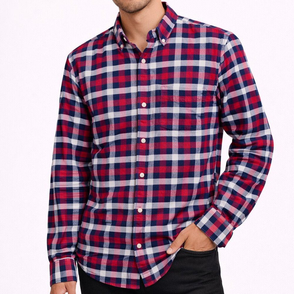 Gap Men’s Standard Fit Button-Up Shirt – Red Navy White Plaid, Size S